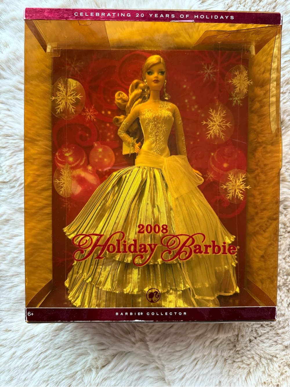 Mattel Holiday Barbie 2008 in Gold Gown